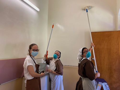 sacristy cleaning